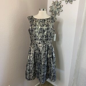 Eliza J Dress NWT Size 12 Metallic Gold and Black